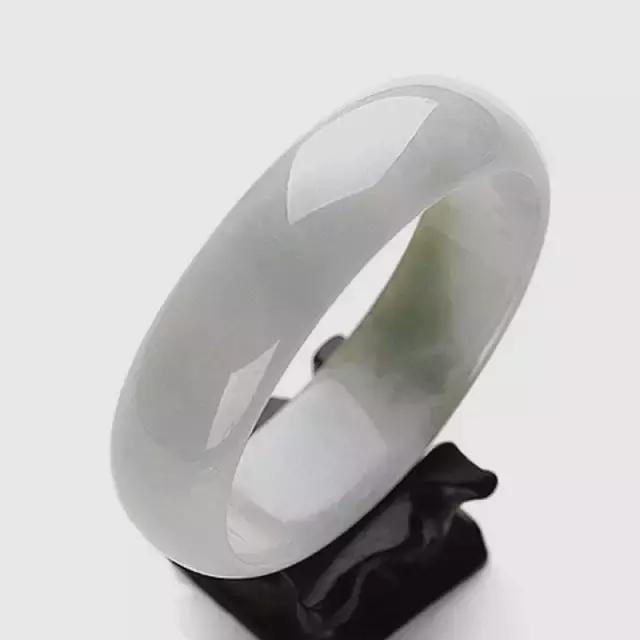 翡翠史上最有名的五件翡翠,翡翠十大色种介绍