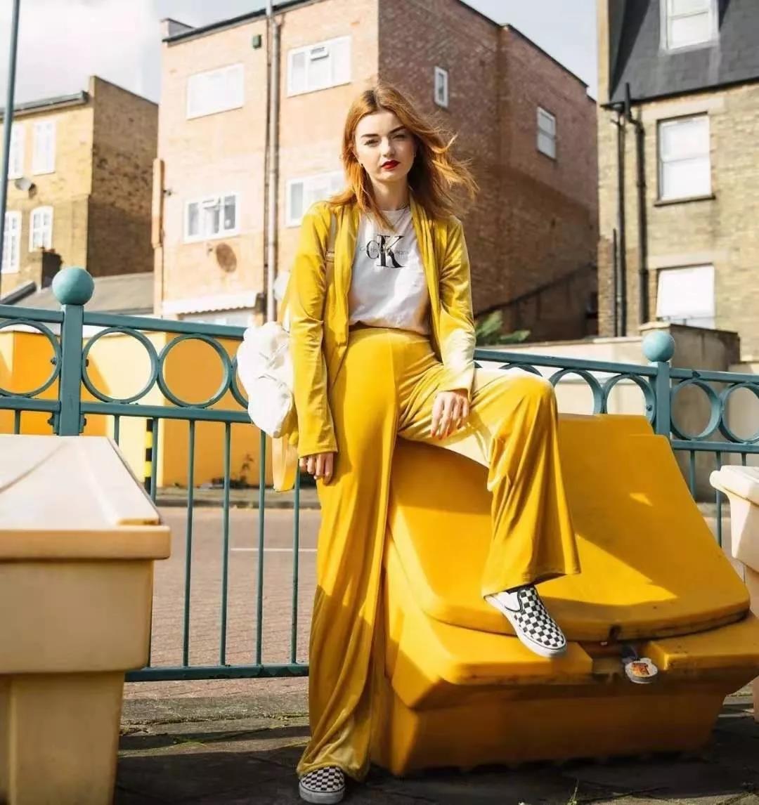 100%聚酯纤维加绒加厚的保暖面料,秋冬啥面料总穿不过时