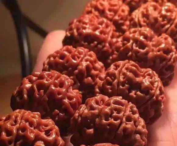 金刚菩提怎么盘包浆好,金刚菩提手串包浆成品25mm