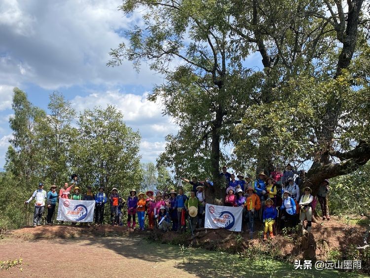 徒步寻访滇西大马路、走“九关十八铺”系列活动之四：回蹬关