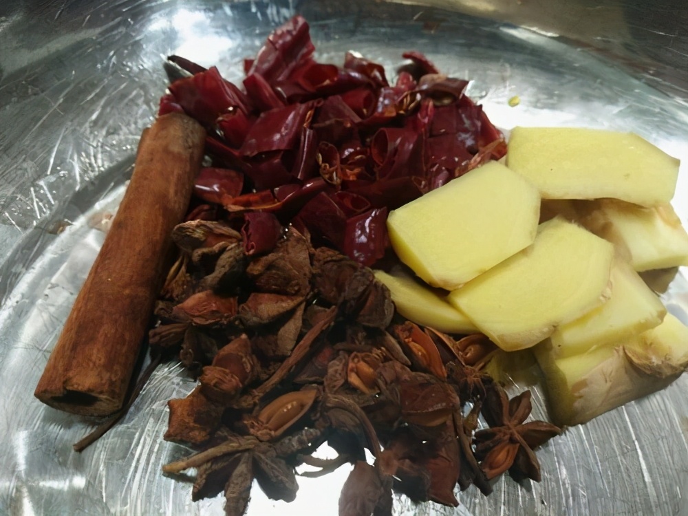 下饭辣椒酱的做法最正宗的做法,下饭烤辣椒酱的制作方法视频