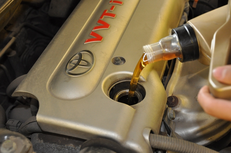 0w-20机油与5w-30机油区别,5w-30与5w-40的机油哪个好