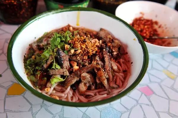 别具一格的云南特色小吃,细数不得不吃的云南特色小吃