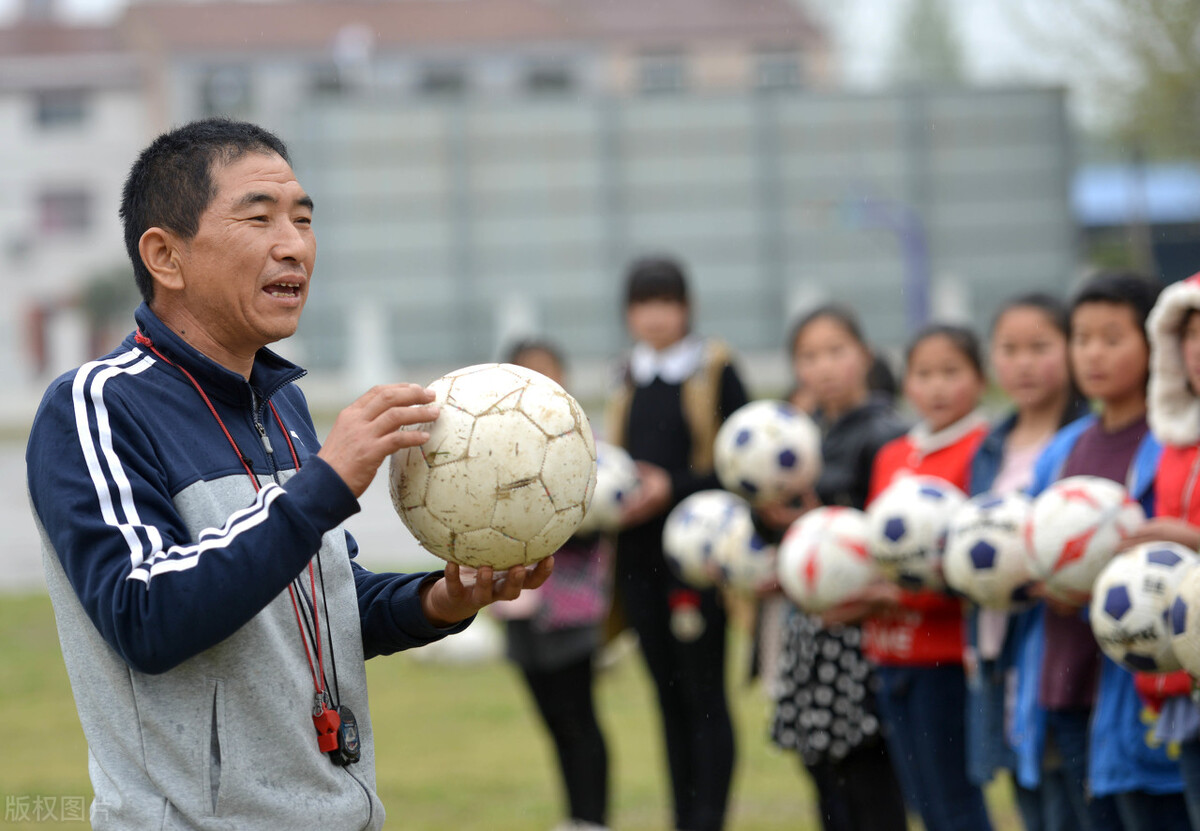 从足球中我们学到了什么,我的足球回顾