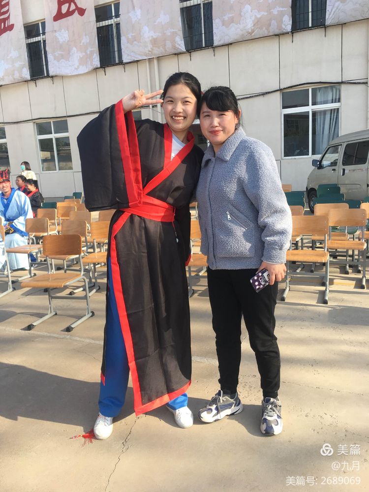 大港八中视频,大港男生十八岁成人仪式