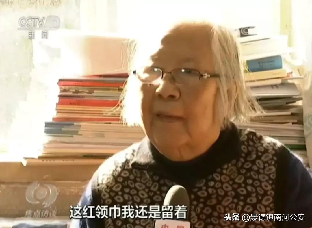 不容*渎亵**！一企业给日本成人影片演员戴上红领巾被罚100万