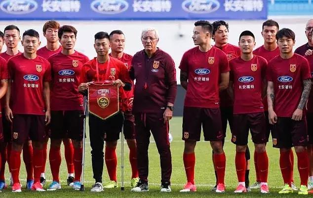 单腿都被截肢后可以用假肢吗,单腿截肢后又双腿截肢