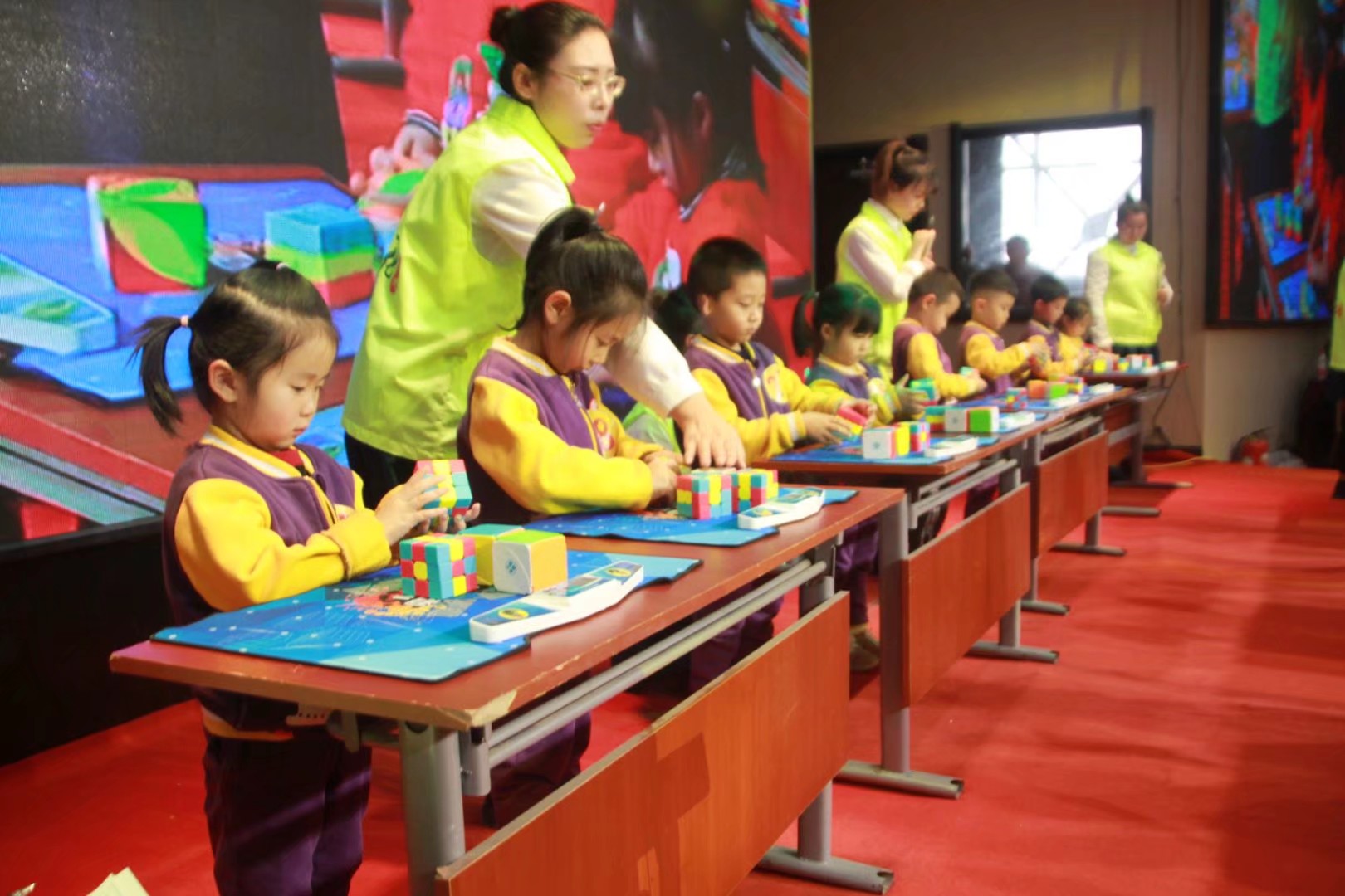 2019忻州智海文化首届“乐童杯”魔方大赛圆满落幕