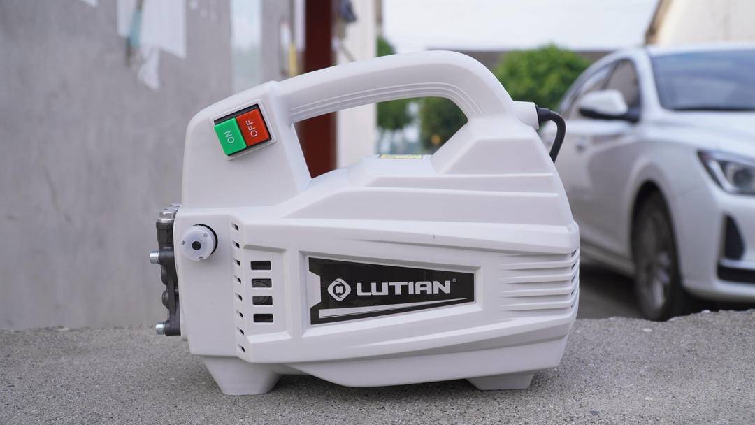 洗车机洗车省钱,四百不到的洗车机