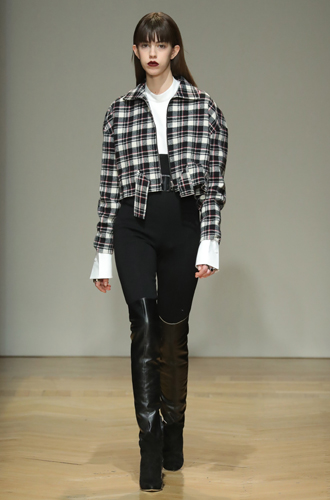 适合职场办公的服装,如何将工作服穿出时尚风