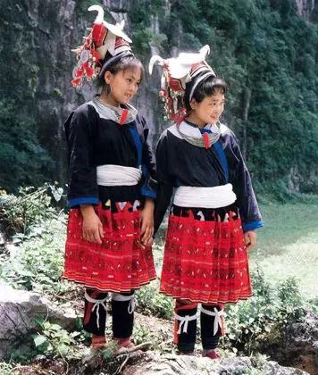 厄瓜多尔少数民族服饰,中国少数民族传统服饰