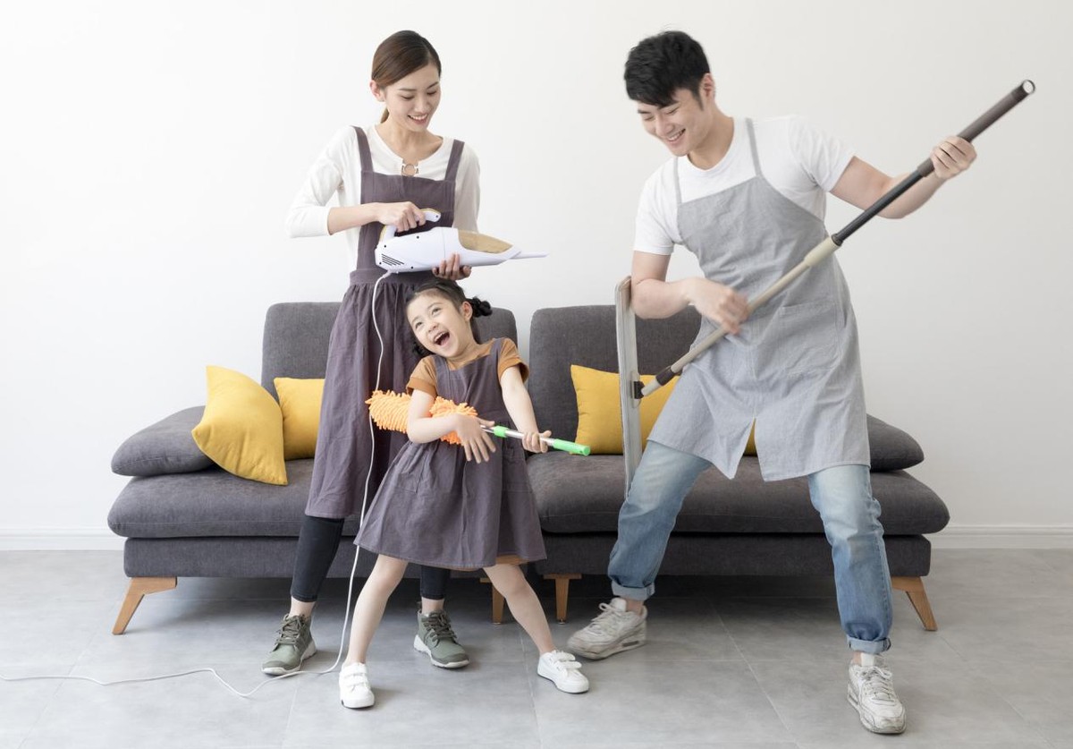 “花呗借呗不向大学生开放”上热搜:女孩从小缺钱,长大会怎么样