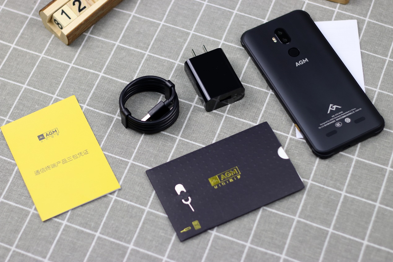 agmx3三防手机详细评测,agm三防手机g2gt测评