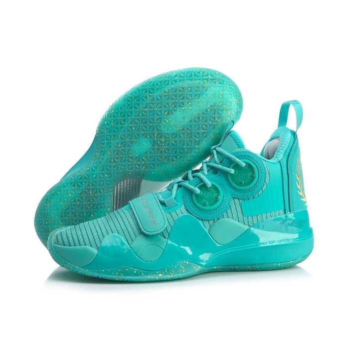 海沃德2黑金上脚效果,海沃德与韦德之道对比