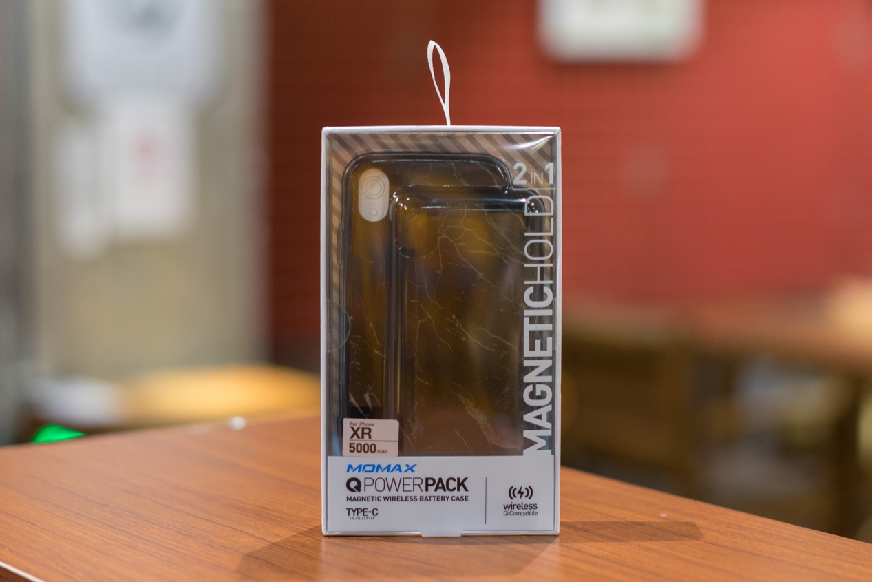 超薄磁吸充电宝摩米士,便携式充电宝快充摩米士