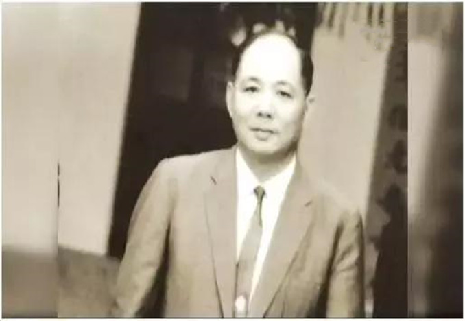 蒋介石在台湾没干什么正事，却成就了蔡英文，为什么这样说？