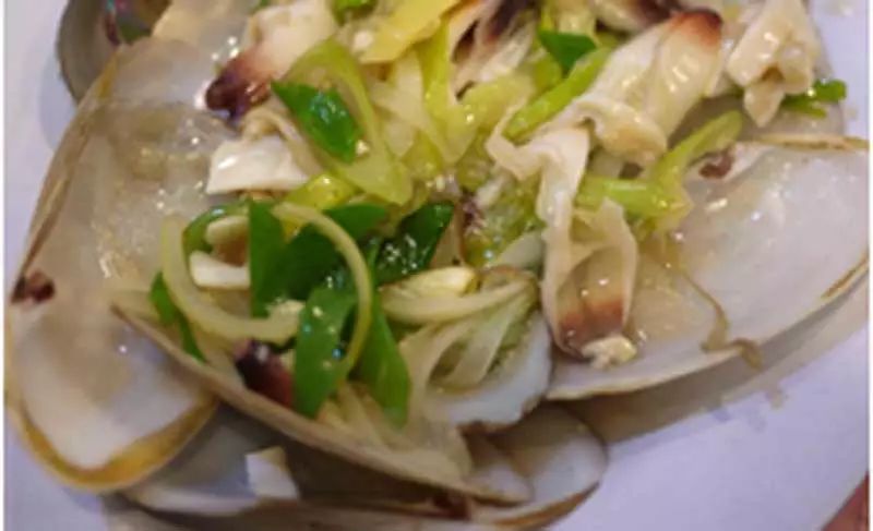 象拔蚌打捞,深海生猛龙虾象拔蚌四人海鲜大餐