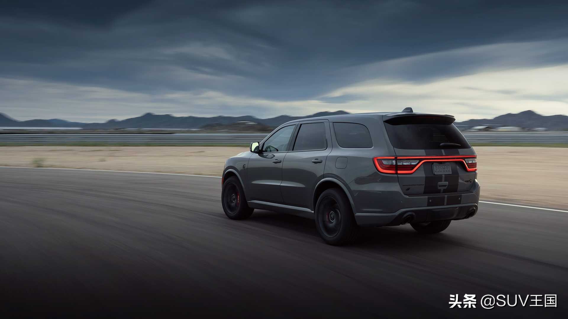 1000马力道奇杜兰戈价格,1000匹道奇挑战者地狱猫