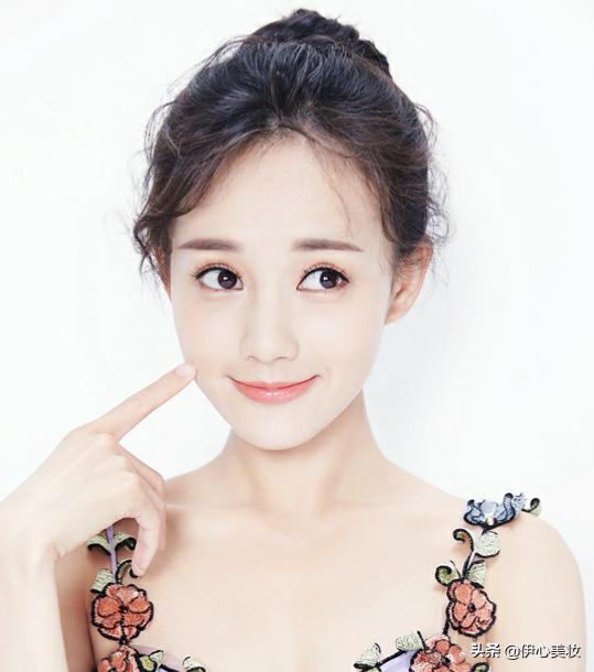 女生洗完头老是掉头发,头发漂完掉发怎么护理