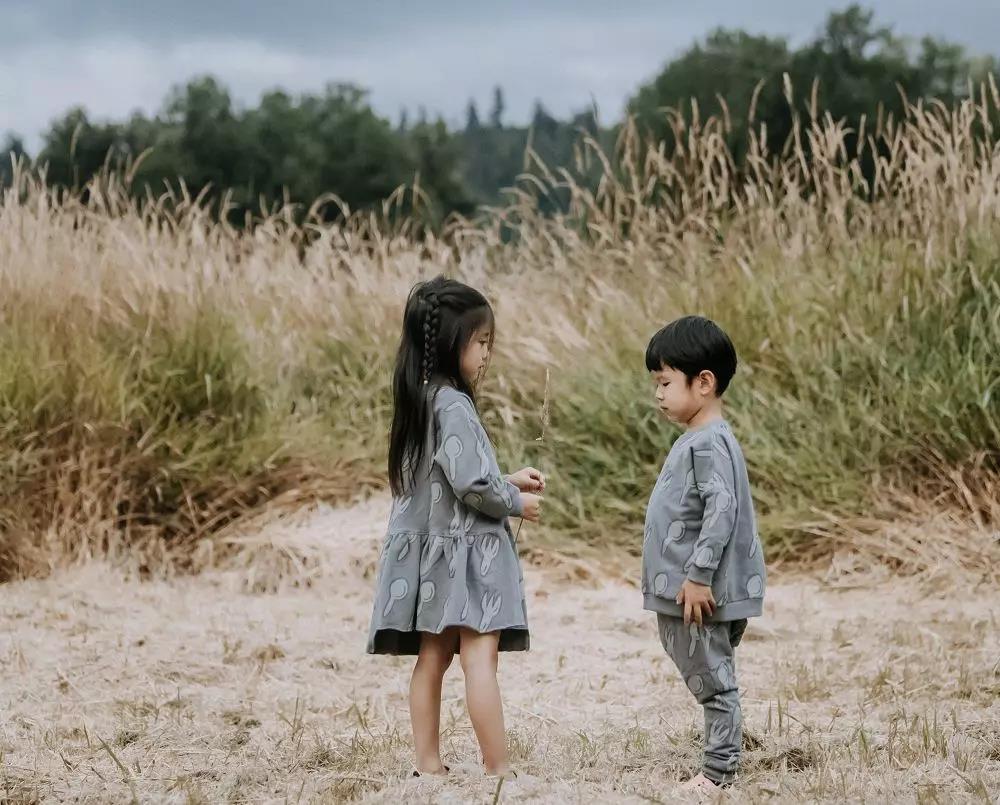 童装风格有小众潮品,文艺风00后设计小众童装推荐