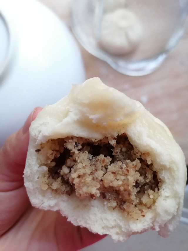 宝宝核桃红枣包子怎么做,补脑核桃包的做法