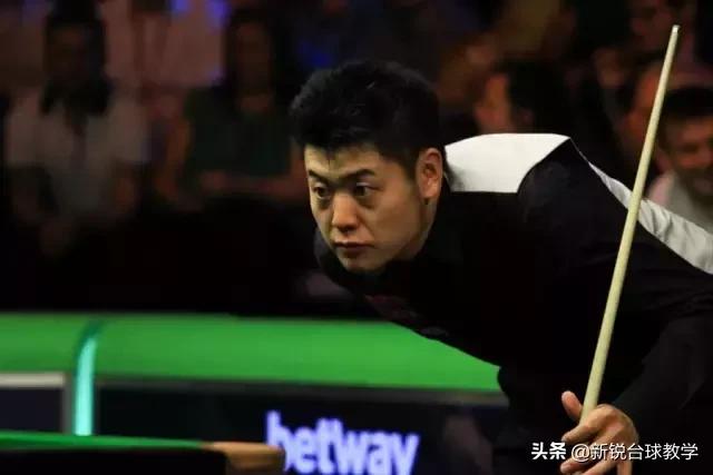 打台球的正确方法和技巧,打台球如何打赢对手