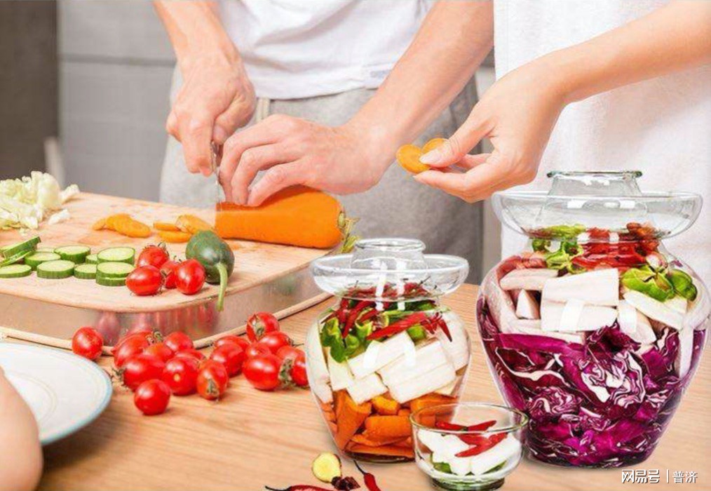 泡菜怎样做才不会起白沫,泡菜怎么处理长白花