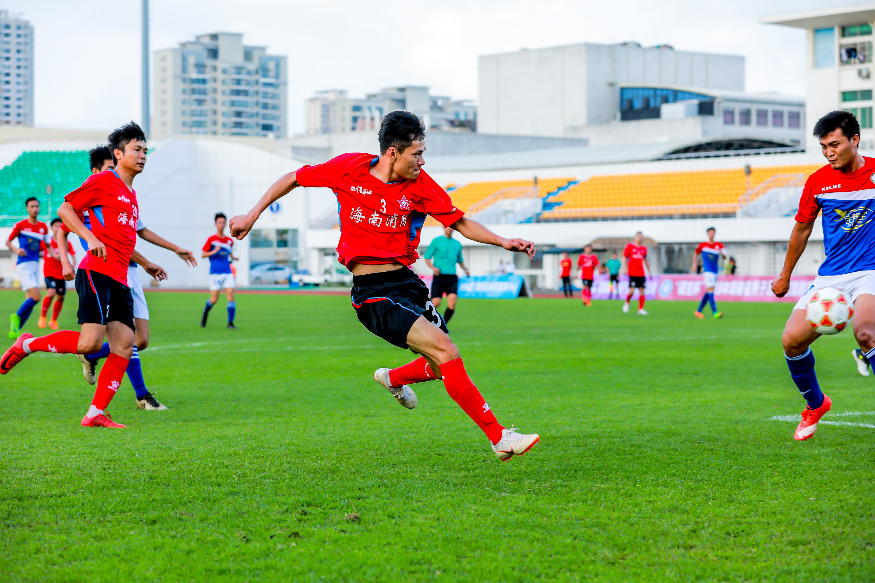 2018海超第4轮：琼海和海师大同积8分，红色战车制造神仙球