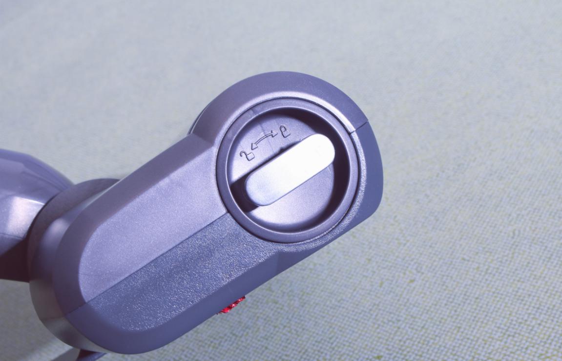 解决懒惰上瘾的吉米A6无线吸尘器：随手提，超强吸力更洁净