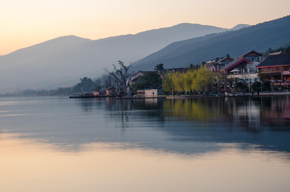 西昌一座你来就不想走的城市,邛海一个充满诗情画意的远方