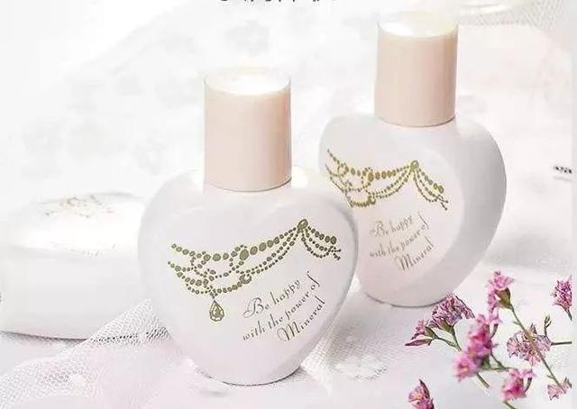 推荐几款平价又好用的粉底液,种草推荐粉底液遮瑕水润