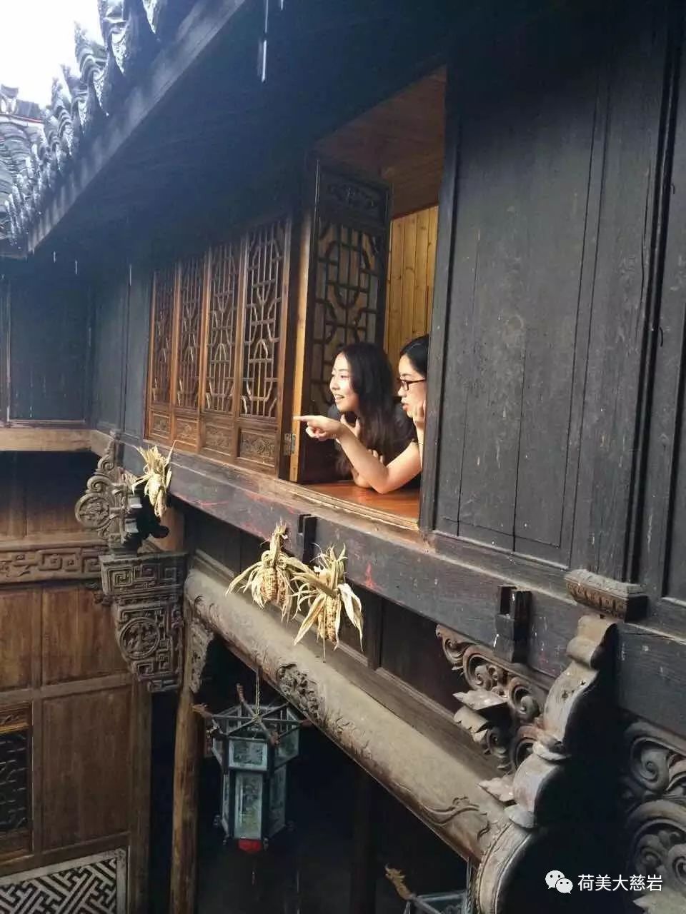 夜新叶，新叶夜，夜夜夜夜夜！唱吧醉仙居，探秘奶茶吧，茶憩戏曲馆，漫步烟花巷……每周六晚