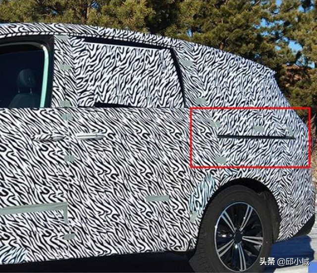 大众夏朗2014款2.0t自动标配版,大众夏朗2014款2.0t自动豪华版