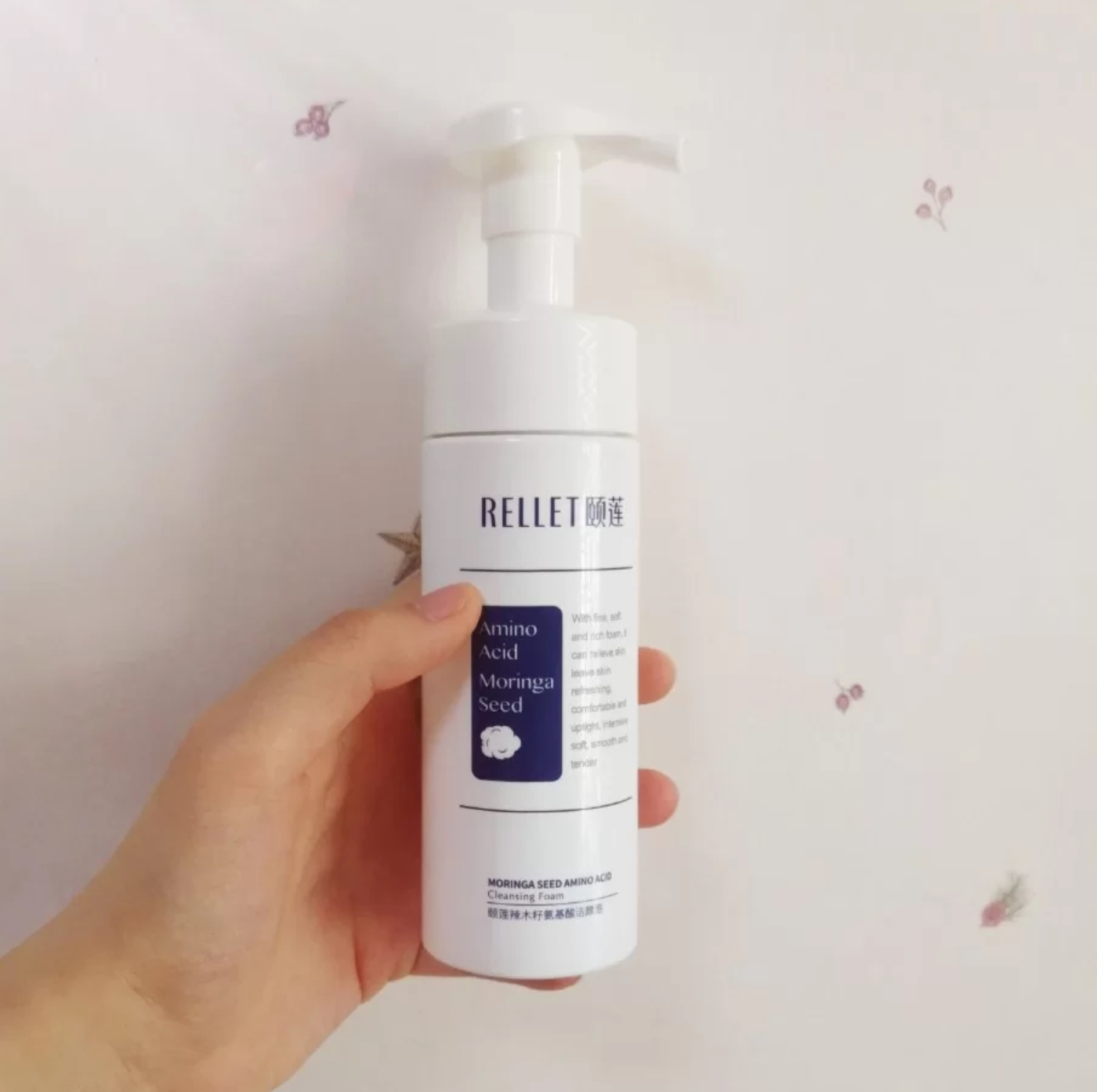 氨基酸洗面奶山茶花慕斯测评,不过百元的护肤品