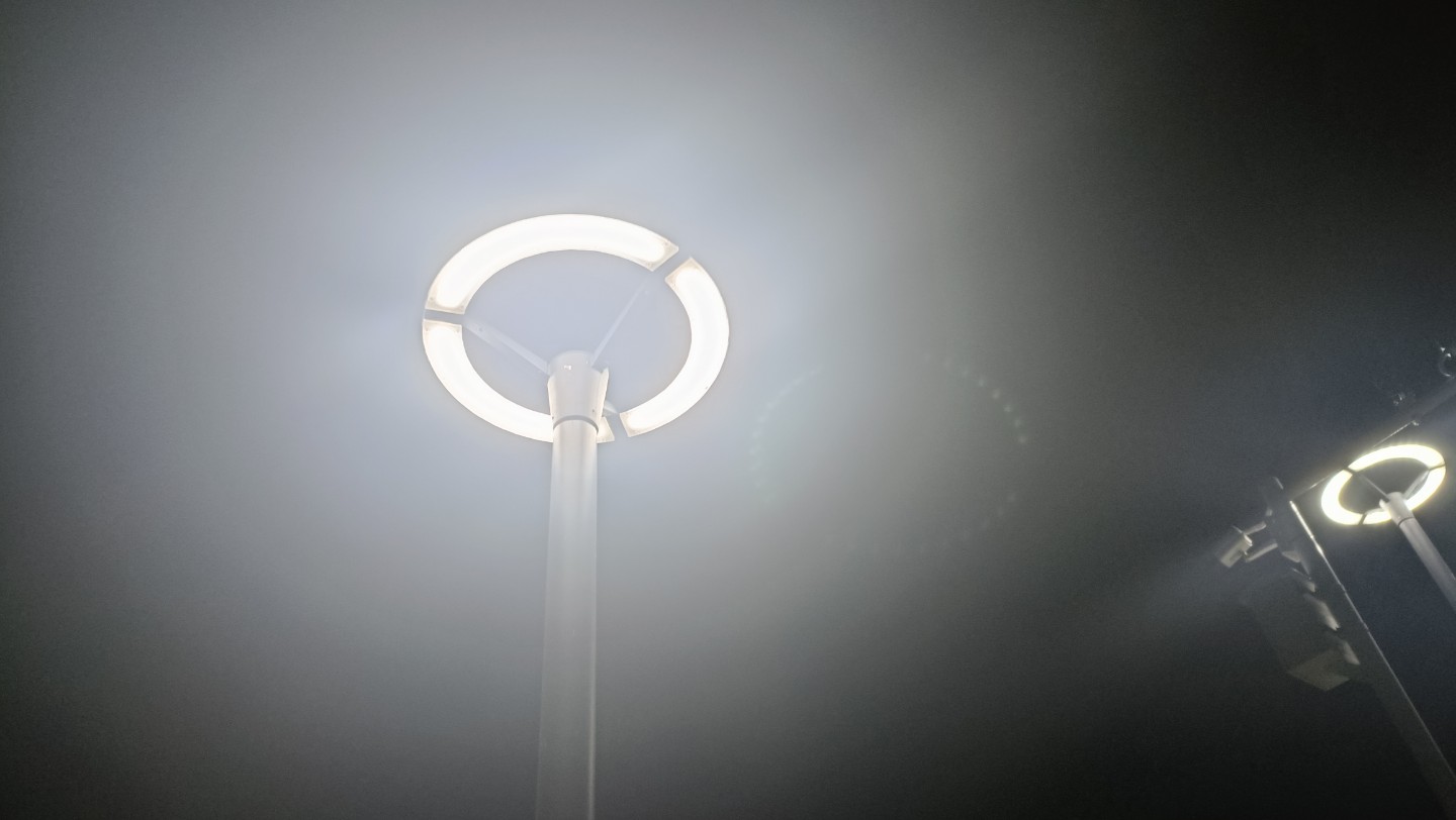 睡觉要穿专门的睡衣吗,睡觉到底穿衣服好还是不好