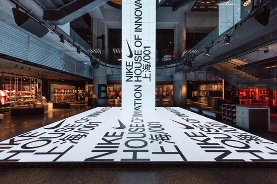 中国男篮出手即证明海报,出手即证明中国篮球全新战袍亮相