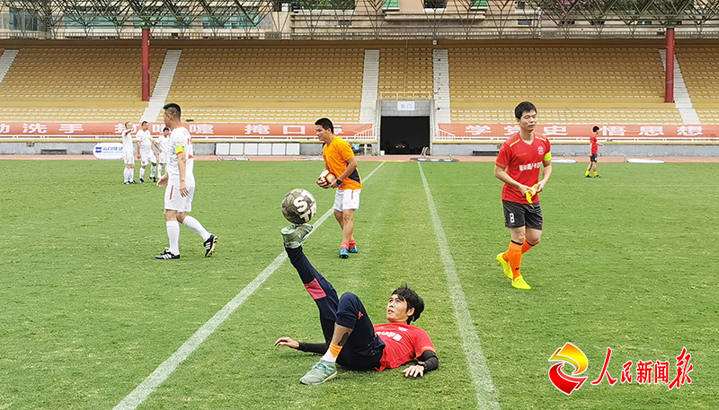 庆祝中国*产党共**建*党**100周年庆广东足球明星友谊赛