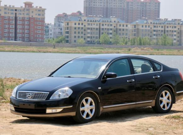 二手车推荐3万到5万b级车日产天籁,花2000块钱买的二手车