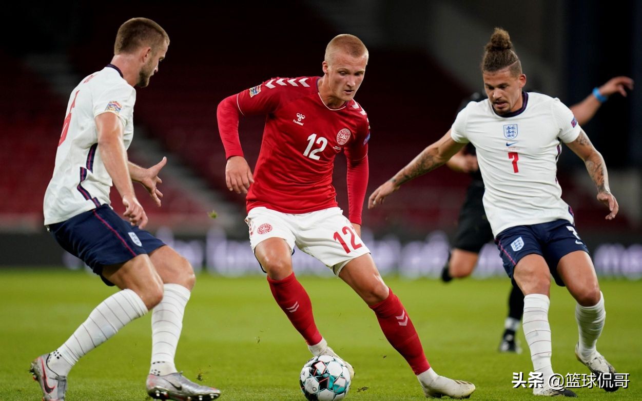 应该抗议，要求重赛，英格兰靠裁判晋级决赛？足球充满了不确定性