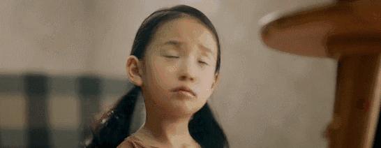 孩子网课看手机要怎么教育 (如何让孩子使用手机和网课)