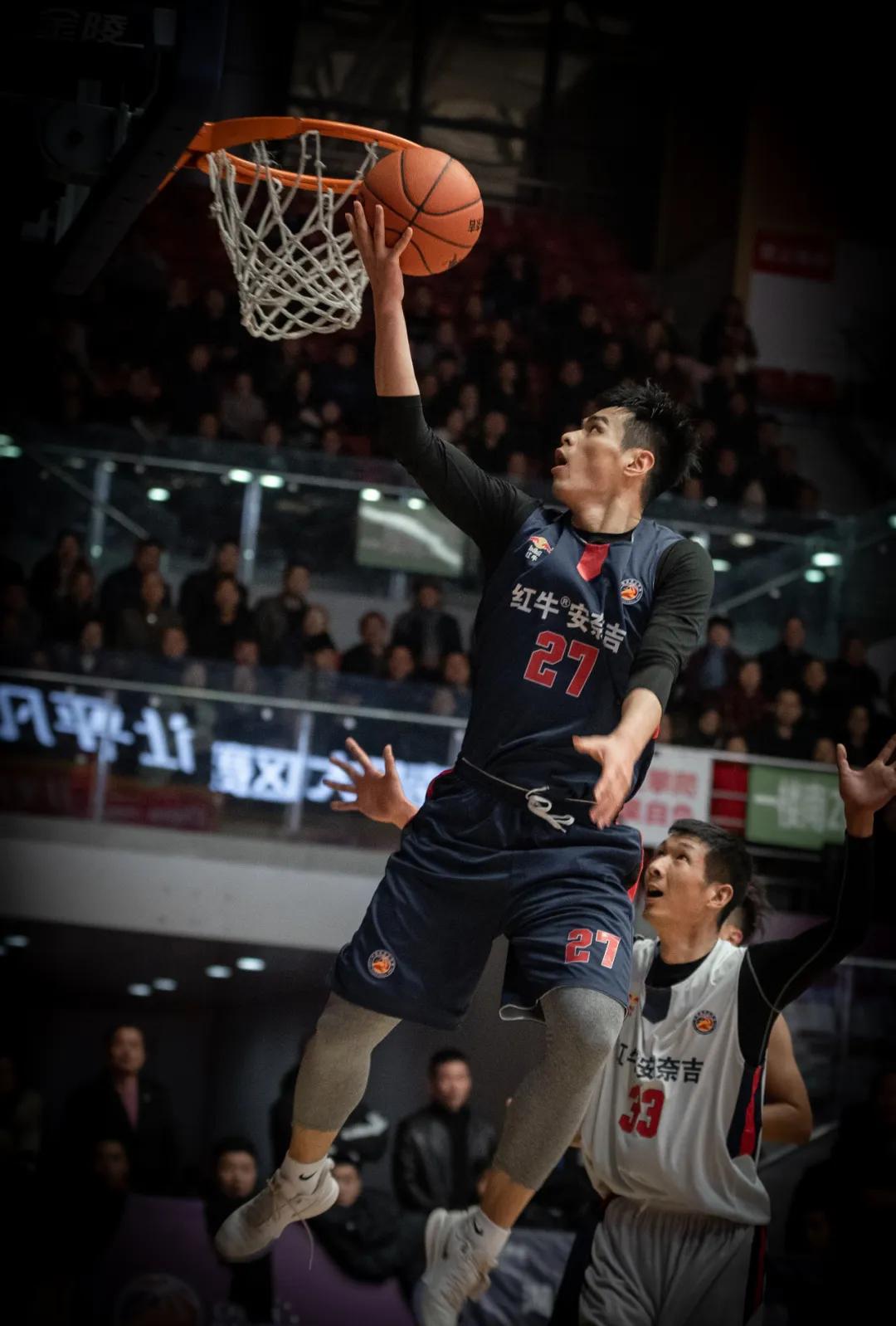 广东宏远新旧对决照片,宏远新赛季新人