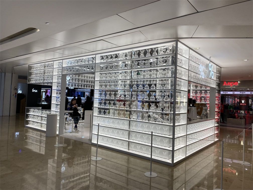 汉街优衣库城市旗舰店,优衣库官方旗舰店成都