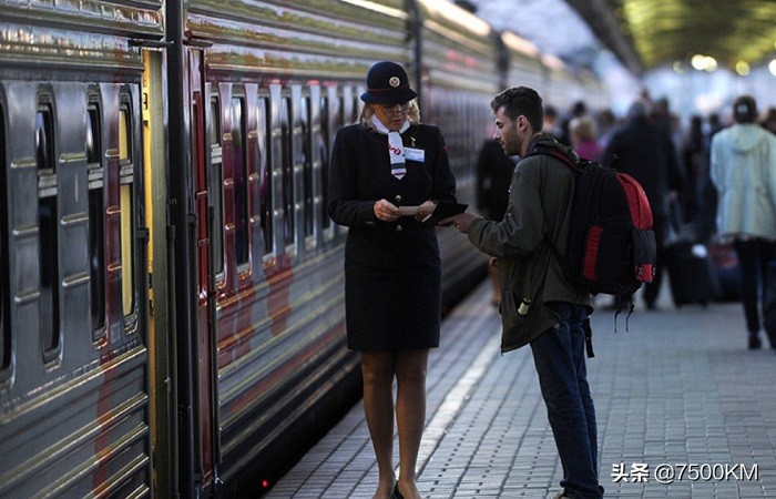 坐火车去俄罗斯旅游最佳季节,坐火车去俄罗斯旅游多少钱