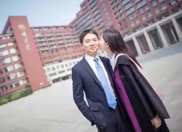 章泽天有3次人生重要选择,章泽天要对自己有正确的认知