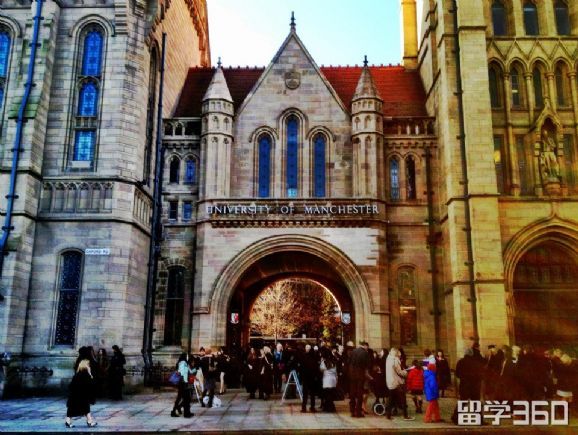 英国留学药学专业学校,选择英国留学专业推荐