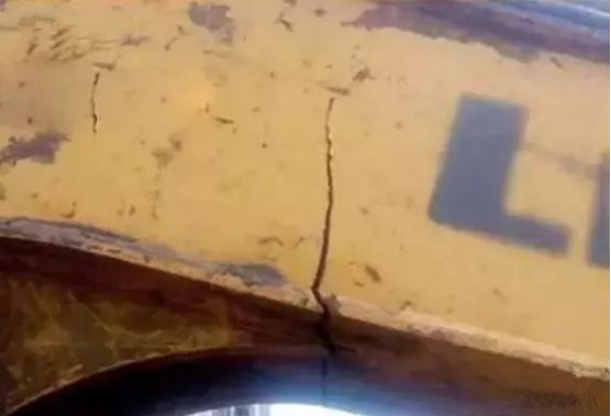 了解二手大挖掘机的知识和技巧,二手挖掘机翻新后从哪里可以看出