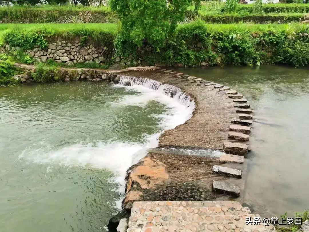 梦里是江南水乡，没曾想，却恋上罗田这个村