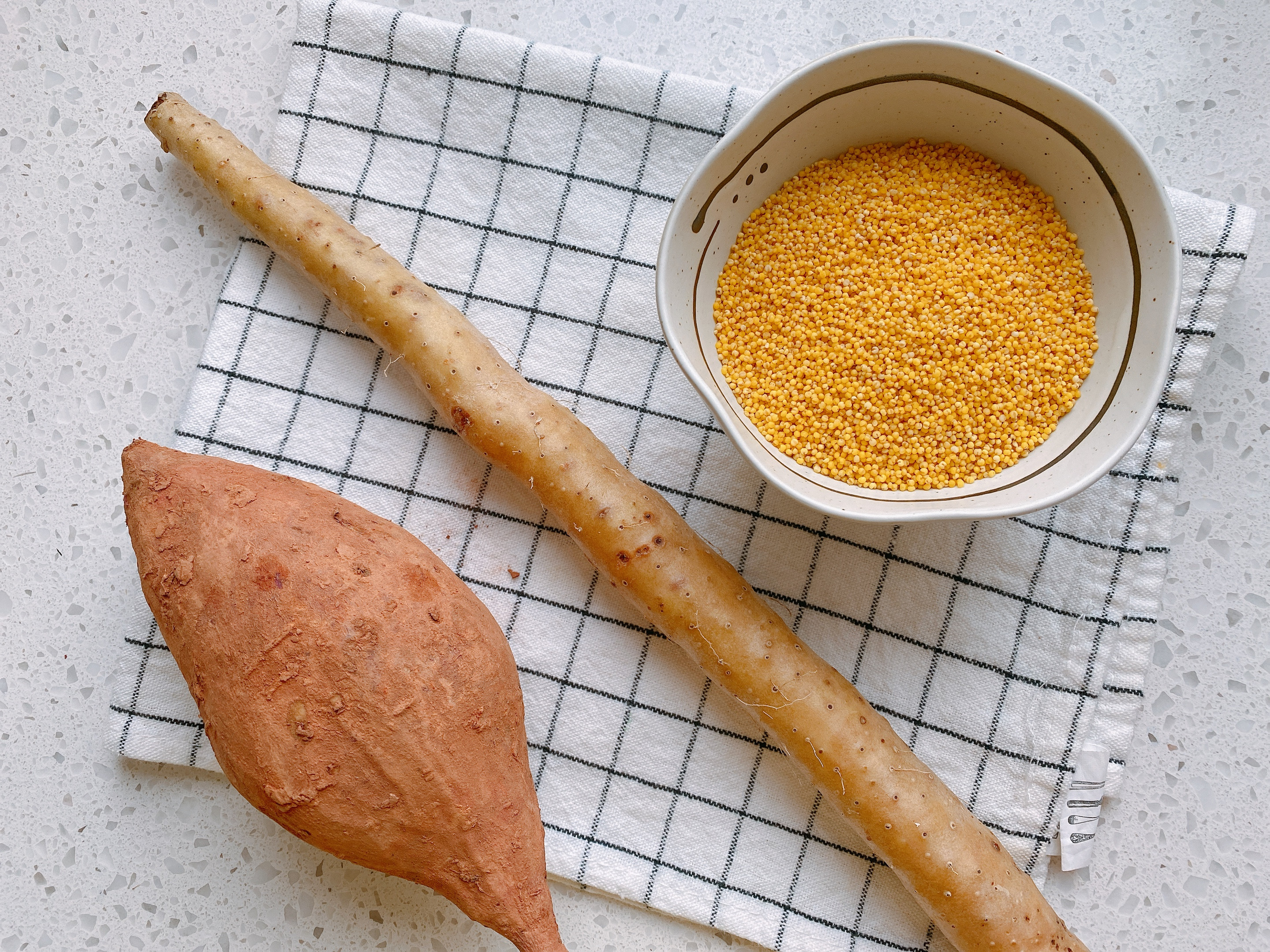 冬天多喝什么粥比较好,冬天喝这4种粥养胃还瘦身