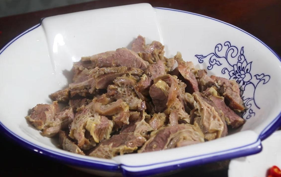 潘哥做菜视频烧牛肉,潘哥炒牛肉又嫩又好吃