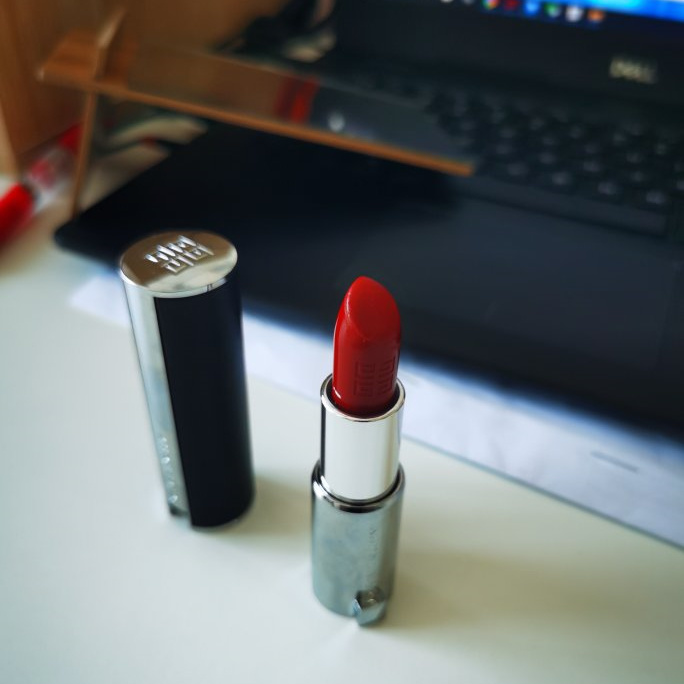 显白持久的口红排行榜前十名,2021年流行口红色